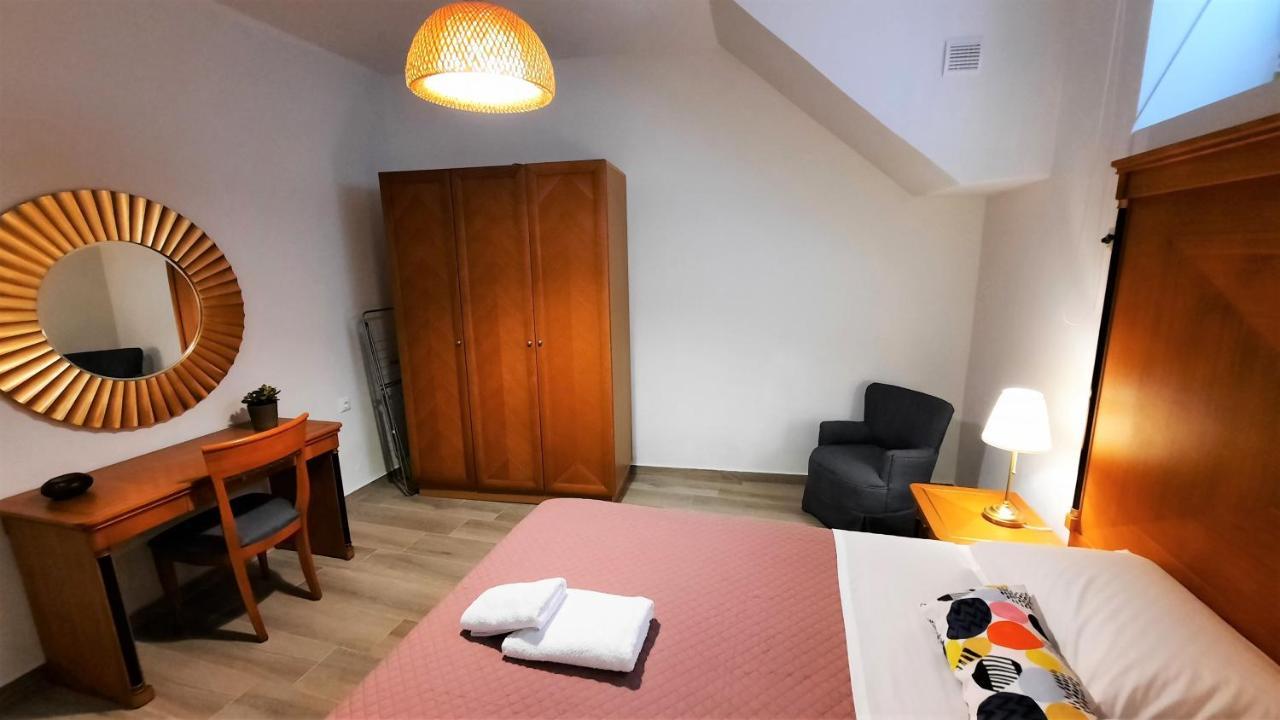 Ismini Apartments Myrtos Bagian luar foto