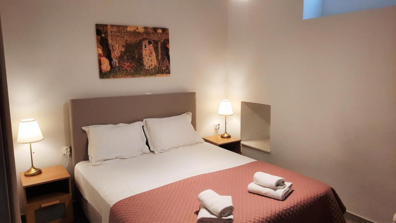 Ismini Apartments Myrtos Bagian luar foto
